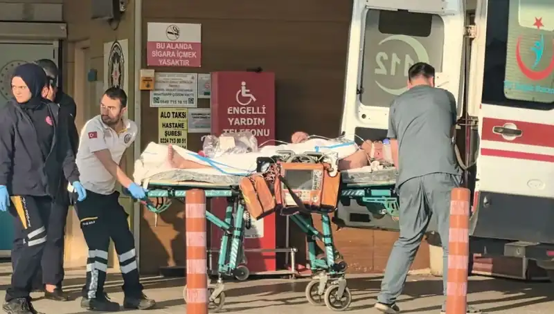 Sahte Alkol Skandalı: Bölgedeki Birçok Kişi Komaya Girdi