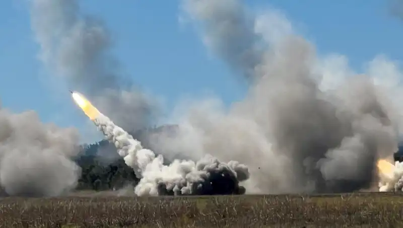 Avustralya'nın En Büyük Askeri Tatbikatında HIMARS Atışı Yapıldı: Tarihi Anlar