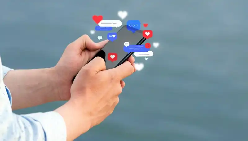 Sosyal Medyada Tepki Çeken Emojiler Cinsel Taciz Sayıldı, Para Cezası Geldi!