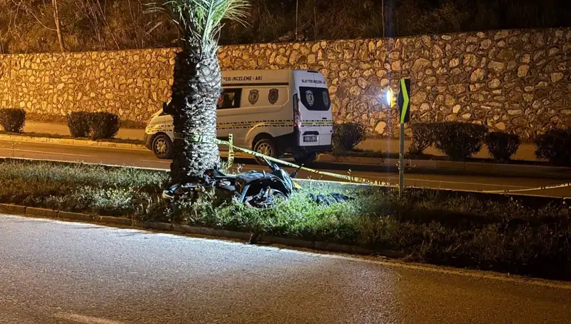 Tıp Fakültesi Öğrencisi Motosiklet Kazasında Hayatını Kaybetti, Şehir Yasta