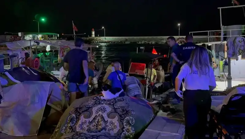 Balıkesir'de Denizde Kaybolan Yaşlı Adam İçin Kurtarma Çalışmaları Başladı