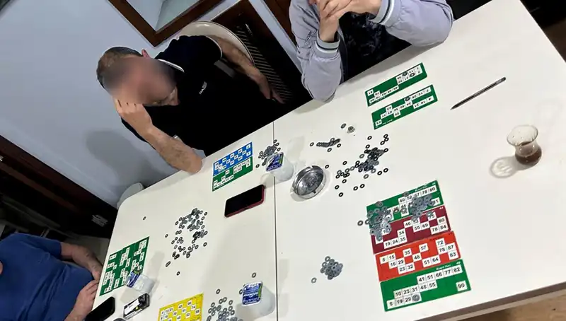 TikTok Canlı Yayınında Şok Baskın: 22 kişi Suçüstü Yakalandı!