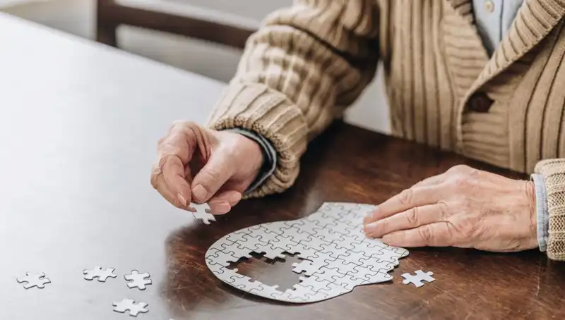 Demans Riskini Azaltmanın Yolları: 4 Önemli İpucu