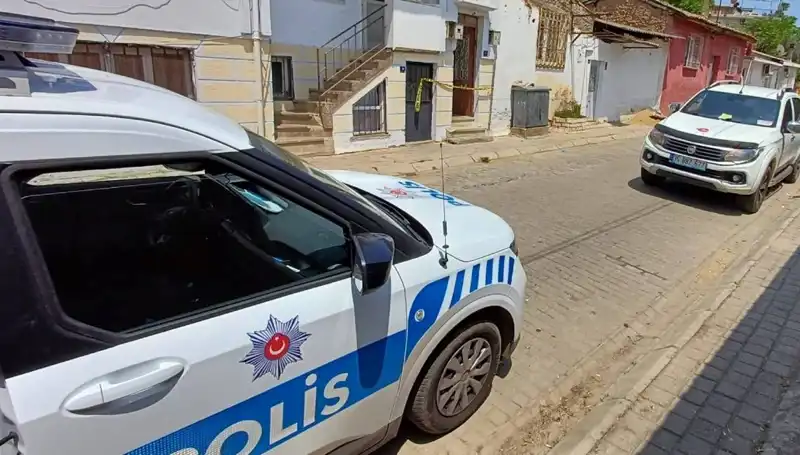 Evden Gelen Tuhaf Kokular Polisi Alarm Etti: Üç Gün Sonra Şok Gerçek Ortaya Çıktı