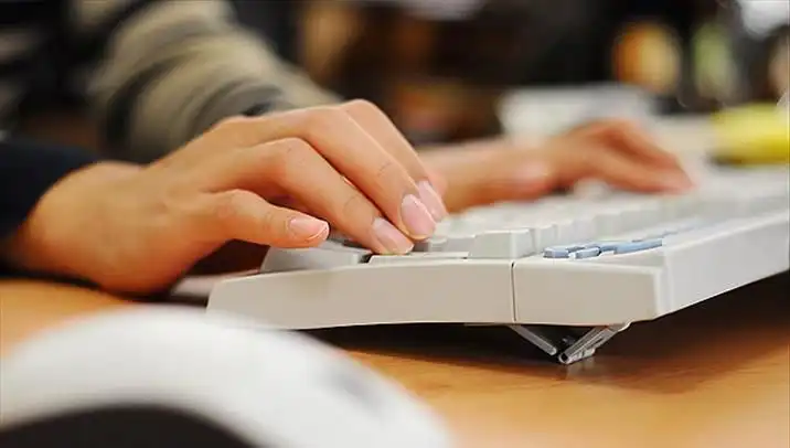 Nef Vakfı'ndan Gençlere Yüksek Eğitim Bursu: Başvuru Tarihleri Açıklandı