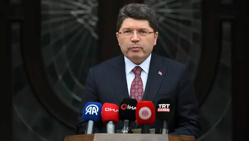 İmralı Heyeti, Adalet Bakanı Tunç ile Çok Önemli Görüşme Gerçekleştiriyor