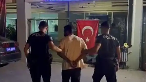 İzmir'de 18 Yıl Hapis Cezası Olan Firari Yakalandı, Tüm Şehir Şaşkın!