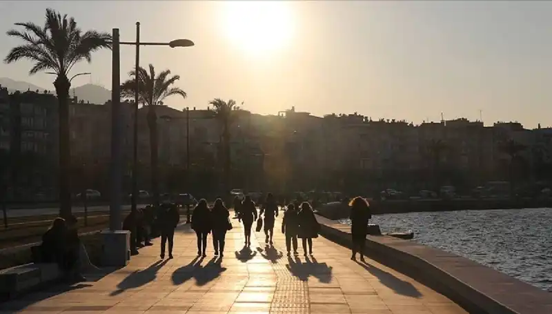 Hafta Sonu Hava Durumu: Bölgenizde Hangi Sürprizler Sizi Bekliyor?