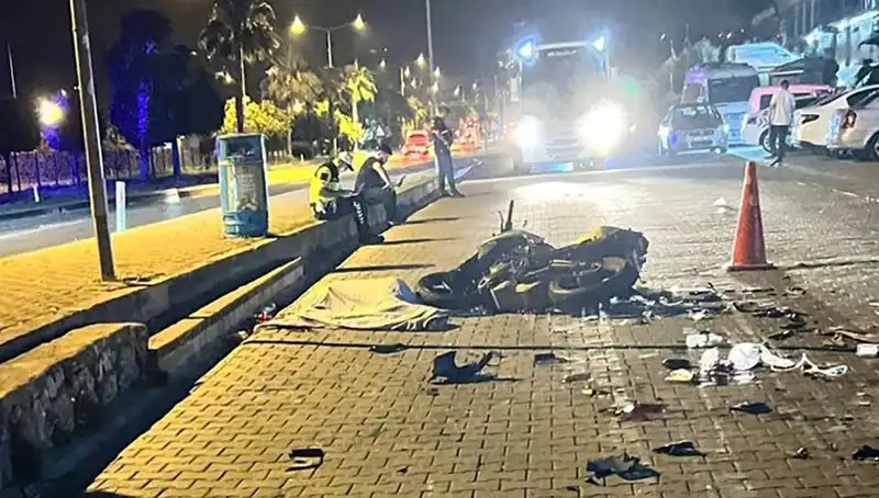 Alanya'da Motosiklet Kazası: Genç Sürücü Hayatını Kaybetti