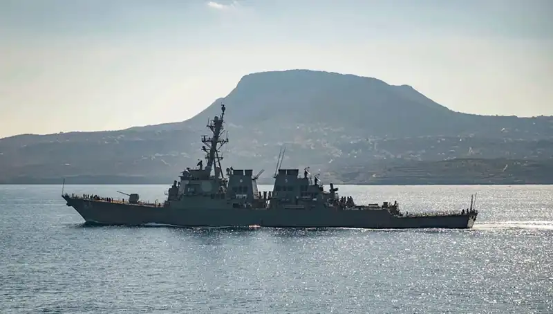 ABD'nin Yunanistan'daki Donanma Üssü Gerginliği: Yeni Gelişmeler Ne Anlama Geliyor?