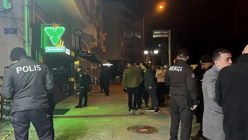 Eğlence Mekanında Gerilim: Silahlı Saldırı Sonrası Bir Kişi Ağır Yaralandı