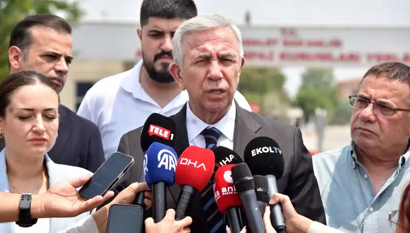 Mansur Yavaş'tan Muhittin Böcek'e Ziyaret: İş Birliği ve Gelecek Planları