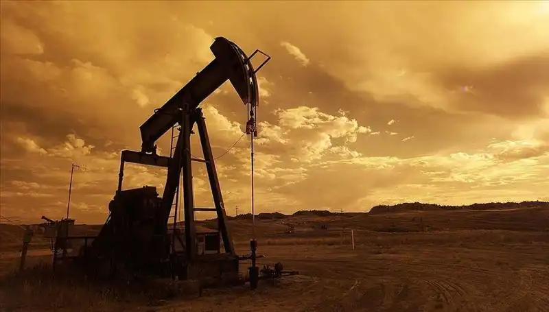 Orta Doğu'da Geçen Gece Şok: Petrol Fiyatları Yükselişe Geçti!