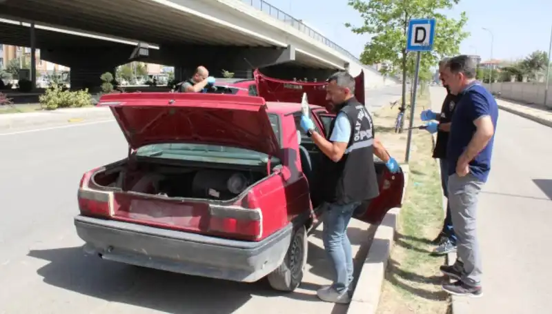 Çaldığı Araçta Yakıt Bitti, Hırsızlık Macerasına Devam Etti!