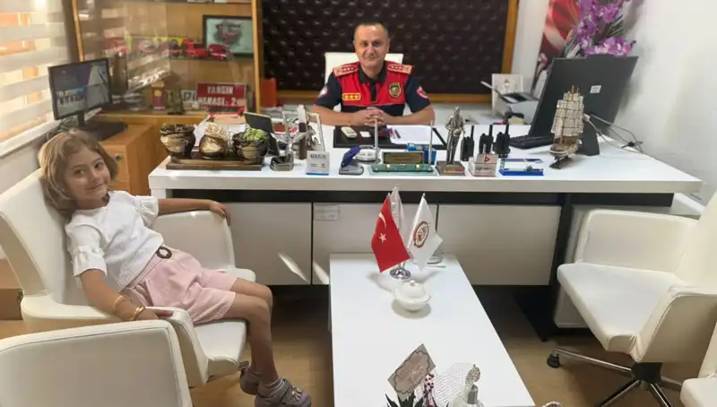 5 Yaşındaki Aslı, Köyü Alevlerden Kurtaran Kahraman Oldu