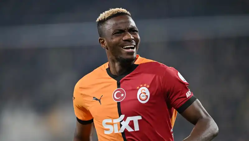 Osimhen İçin Sıra Dışı İddia: Hem Napoli Hem de Galatasaray'ı Geride Bırakacak