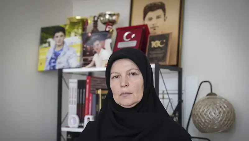 15 Temmuz Şehidi Mahir Ayabak’ın Annesinin Yürek Yakan Acısı Devam Ediyor