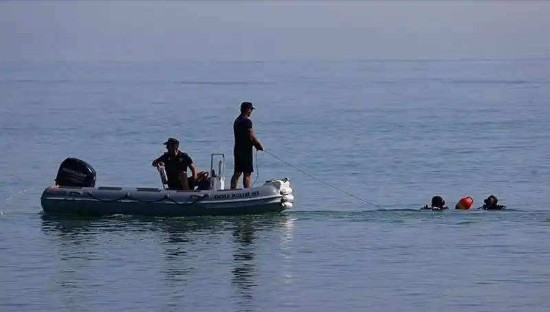 Kuşadası’nda Serinlemek İçin Girdi, Feci Bir Şekilde Boğuldu